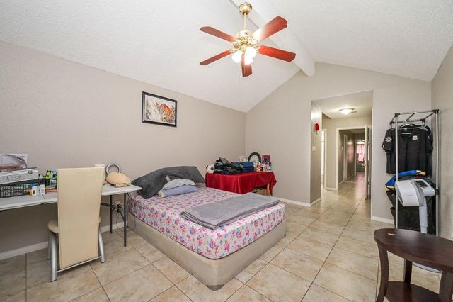 9319 Belle Park Drive, Houston, TX 77099