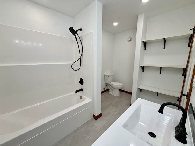2758 W SECOND AVENUE, North Pole, AK 99705