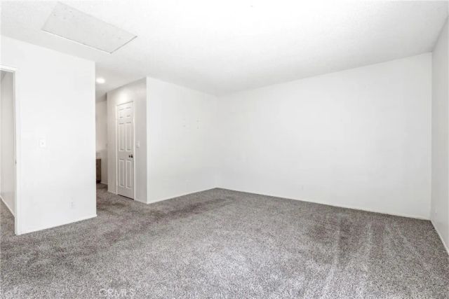 19077 Elm, Apple Valley, CA 92308