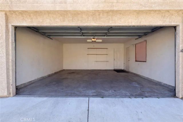 19077 Elm, Apple Valley, CA 92308