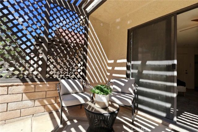 19077 Elm, Apple Valley, CA 92308