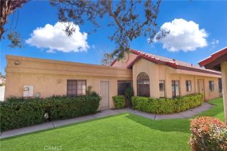 19077 Elm, Apple Valley, CA 92308