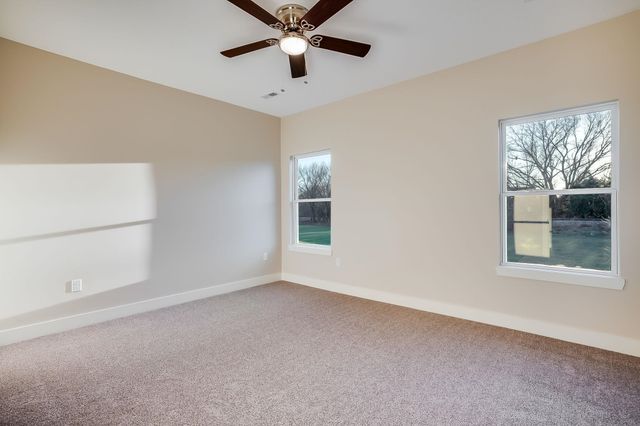 613 S Sweetwater, Maize, KS 67101