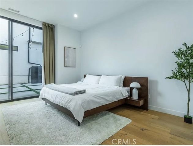 12136 Clarkson Rd Road, Los Angeles, CA 90064