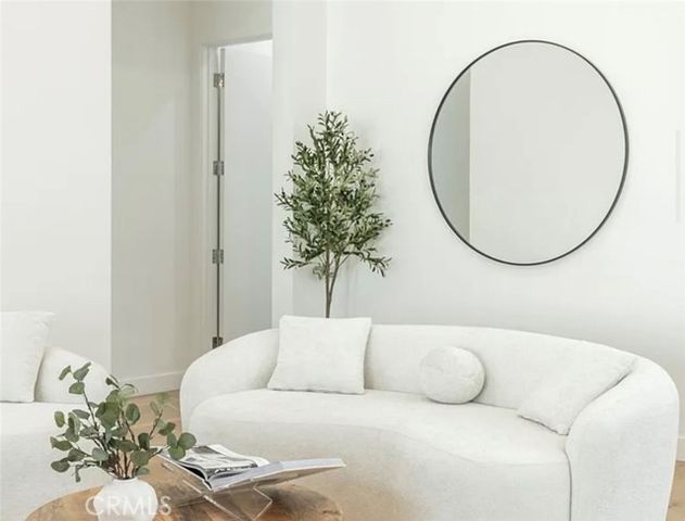 12136 Clarkson Rd Road, Los Angeles, CA 90064