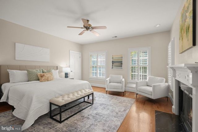 1620 FOXHALL RD NW, Washington, DC 20007