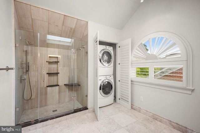 1620 FOXHALL RD NW, Washington, DC 20007