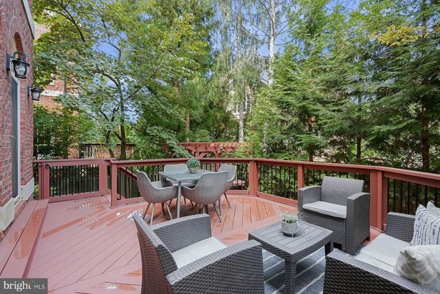 1620 FOXHALL RD NW, Washington, DC 20007