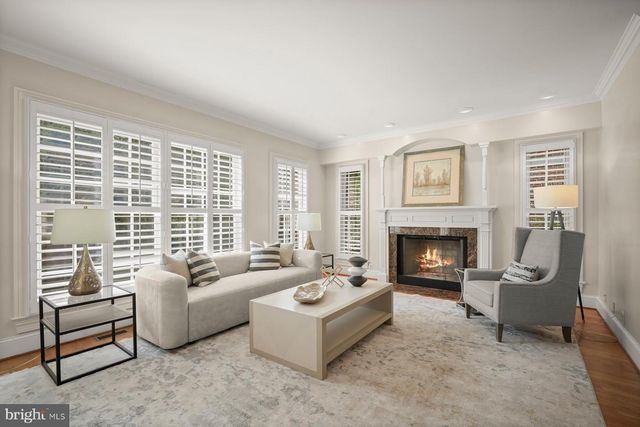 1620 FOXHALL RD NW, Washington, DC 20007