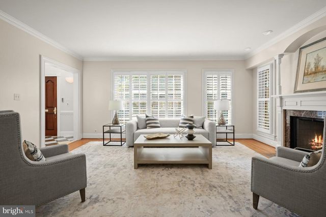 1620 FOXHALL RD NW, Washington, DC 20007