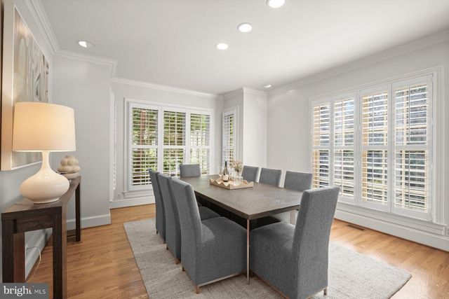 1620 FOXHALL RD NW, Washington, DC 20007