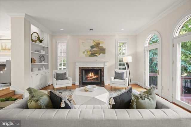 1620 FOXHALL RD NW, Washington, DC 20007