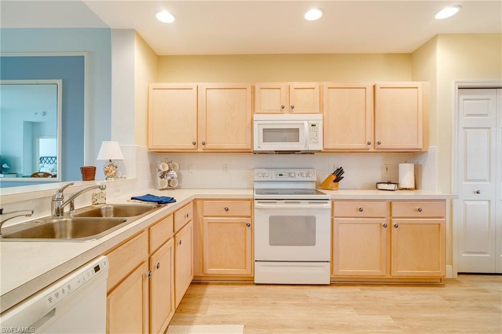 9190 Southmont CV 306, FORT MYERS, FL 33908 — photo 3