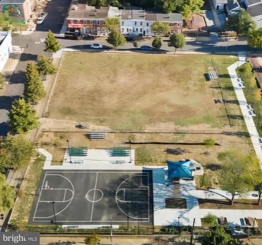 715 W 7TH ST, Wilmington, DE 19801