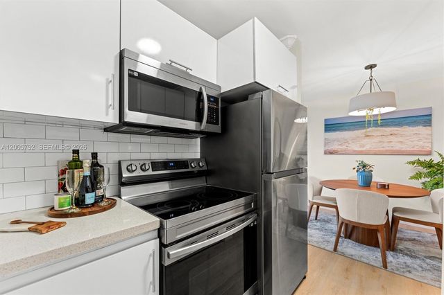 900 Atlantic Shores Blvd 116, Hallandale Beach, FL 33009