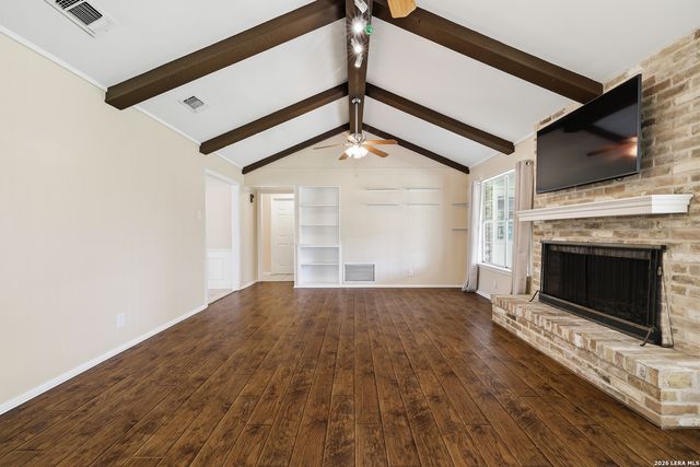 418 CRESTWIND DR, Windcrest, TX 78239