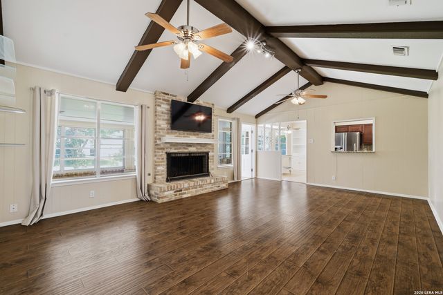 418 CRESTWIND DR, Windcrest, TX 78239