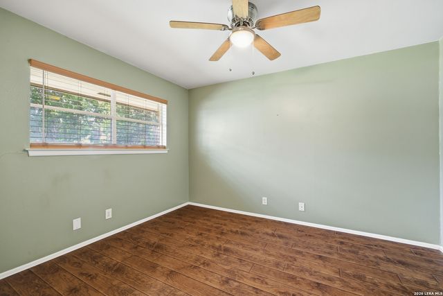 418 CRESTWIND DR, Windcrest, TX 78239