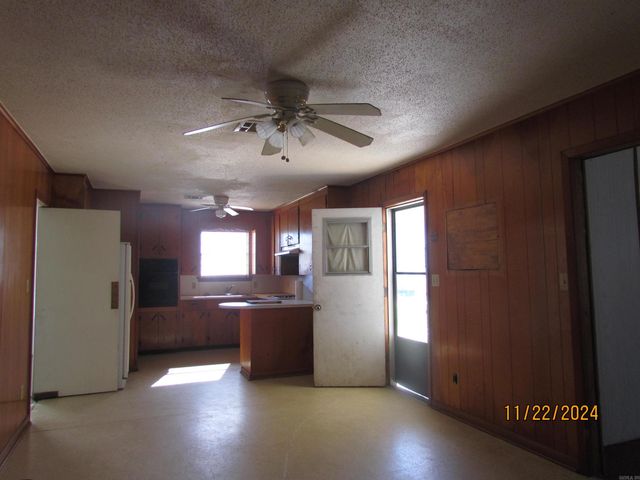 701 N Main, Hamburg, AR 71646