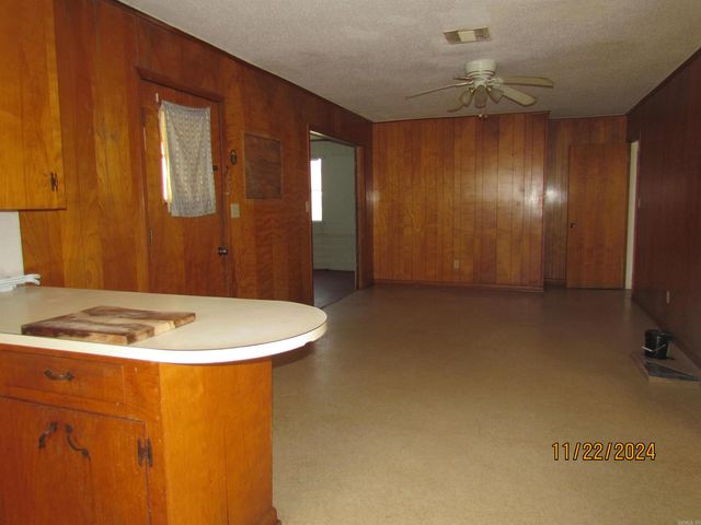 701 N Main, Hamburg, AR 71646