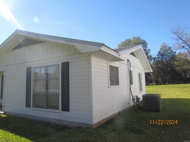 701 N Main, Hamburg, AR 71646