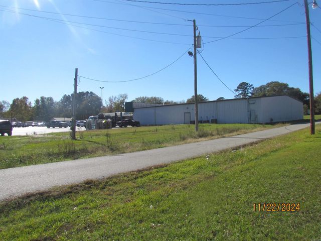 701 N Main, Hamburg, AR 71646