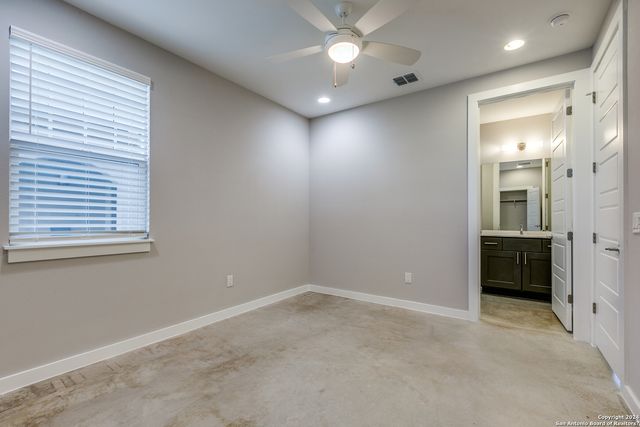 448 E OLMOS DR, San Antonio, TX 78212