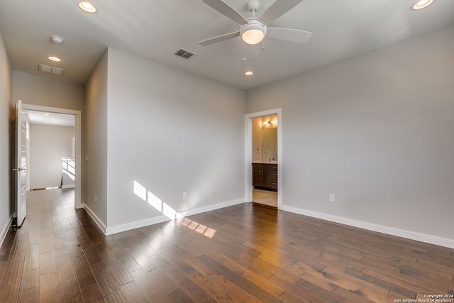 448 E OLMOS DR, San Antonio, TX 78212