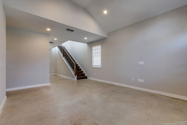 448 E OLMOS DR, San Antonio, TX 78212