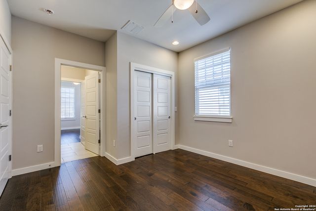 448 E OLMOS DR, San Antonio, TX 78212