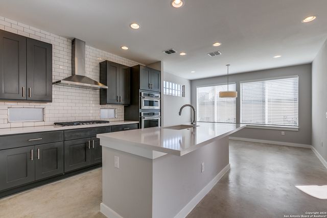 448 E OLMOS DR, San Antonio, TX 78212