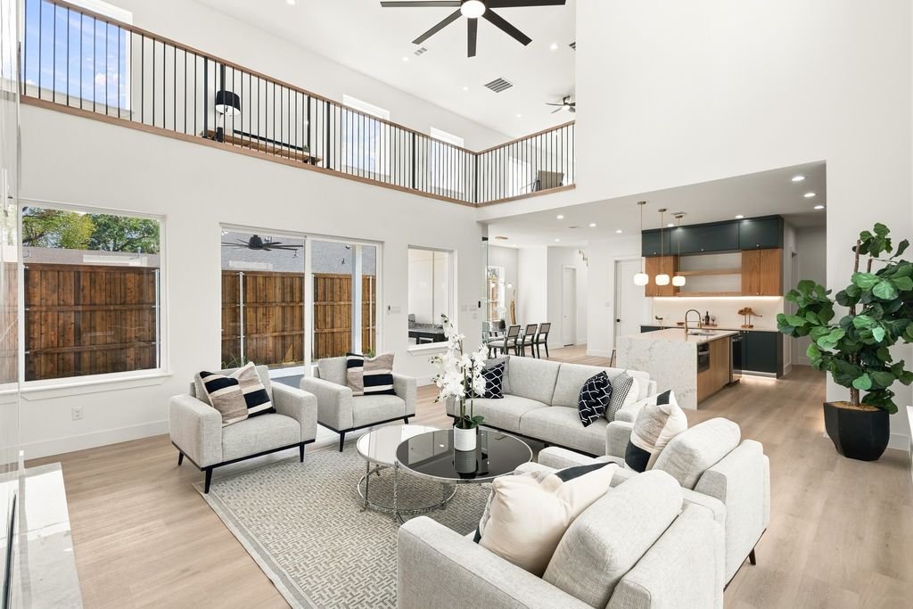 1503 Dennison Street, Dallas, TX 75212 — exterior