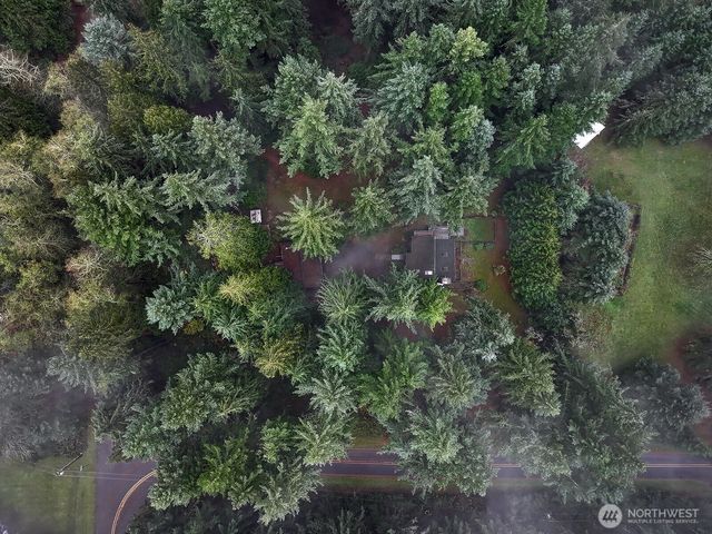 6991 High Meadow Drive, Clinton, WA 98236