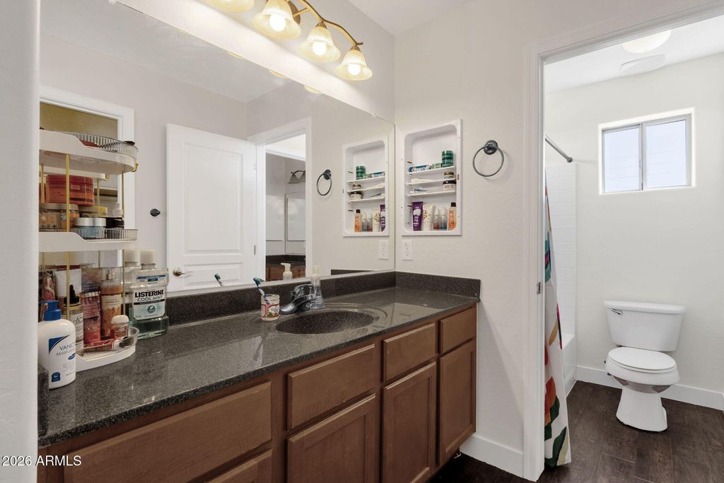 Image 34 of property listing at 21592 E ROUNDUP Court, Queen Creek, AZ 85142