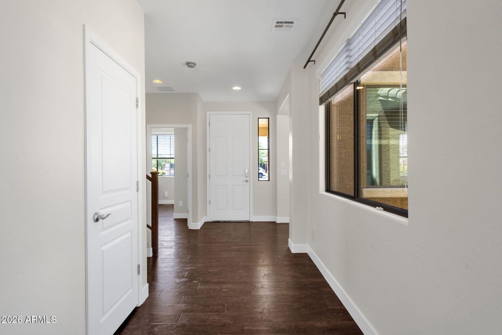 Image 6 of property listing at 21592 E ROUNDUP Court, Queen Creek, AZ 85142
