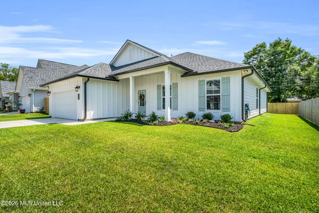 153 Le Moyne Street, Bay Saint Louis, MS 39520