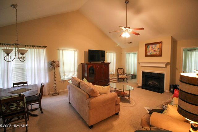 2412 King Richard Court E, Greenville, NC 27858