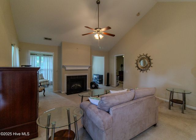 2412 King Richard Court E, Greenville, NC 27858