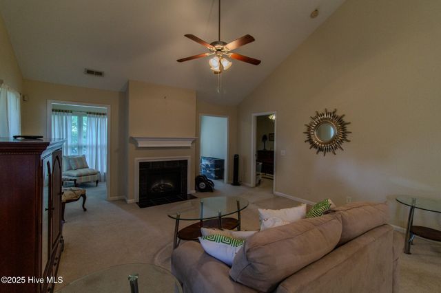 2412 King Richard Court E, Greenville, NC 27858