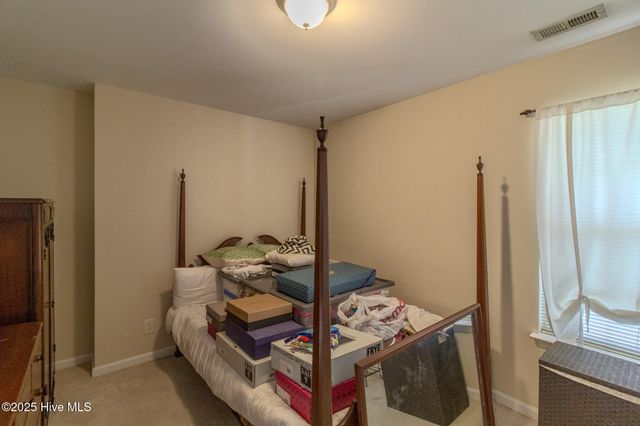 2412 King Richard Court E, Greenville, NC 27858