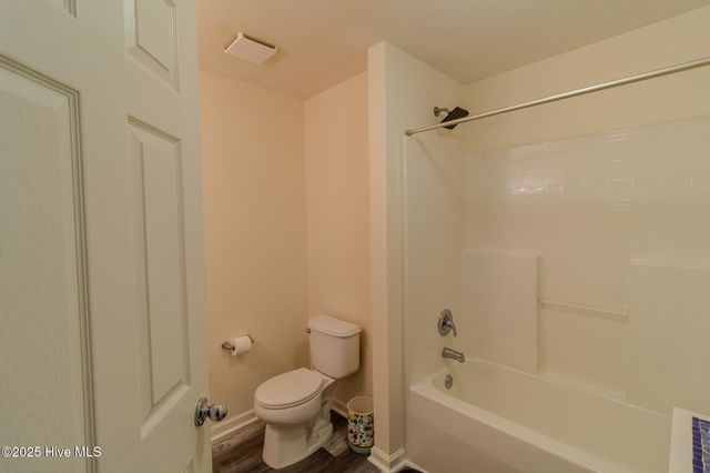 2412 King Richard Court E, Greenville, NC 27858