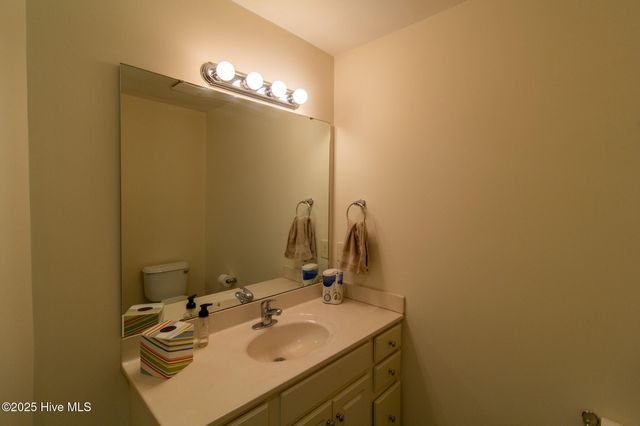2412 King Richard Court E, Greenville, NC 27858