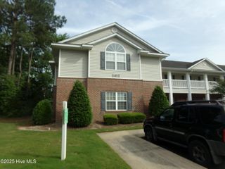 2412 King Richard Court E, Greenville, NC 27858