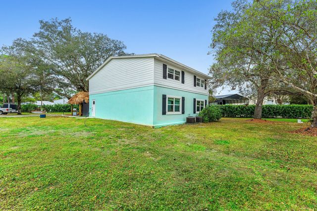 16823 127th Drive N Drive N, Jupiter, FL 33478