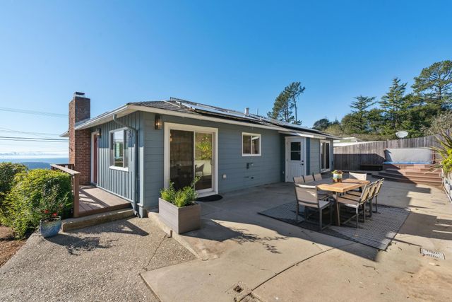 61 Cowper Ave, Kensington, CA 94707