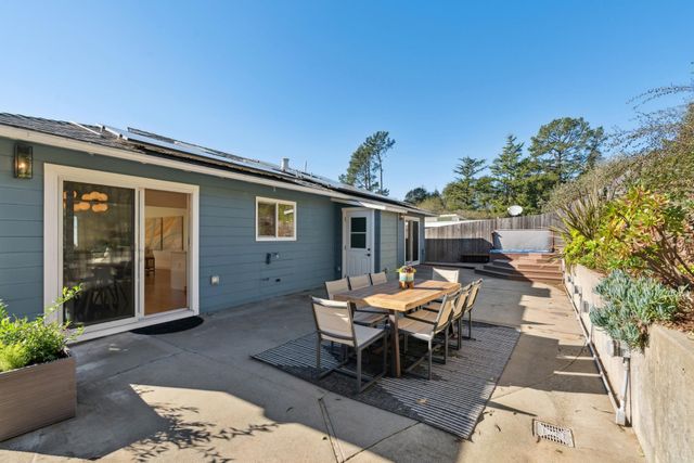 61 Cowper Ave, Kensington, CA 94707