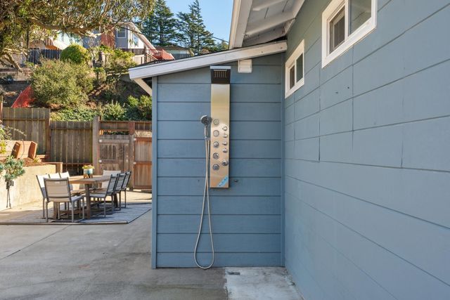 61 Cowper Ave, Kensington, CA 94707