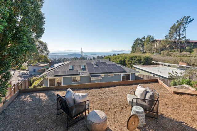 61 Cowper Ave, Kensington, CA 94707