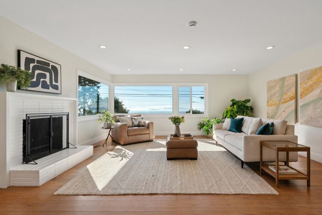 61 Cowper Ave, Kensington, CA 94707