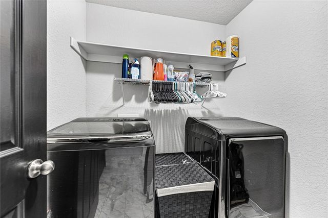 825 NW 67th Avenue, Bentonville, AR 72713